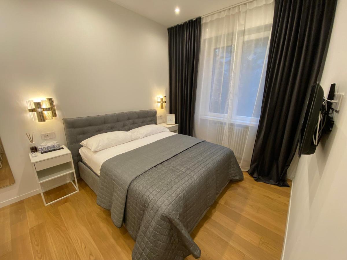 Luxury Modern Apartment 米兰 外观 照片